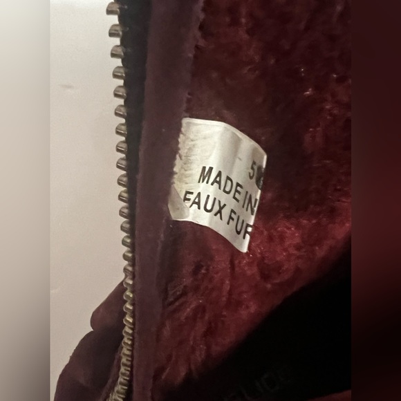 J Slides | All Leather Ruffle Heel Booties - Picture 11 of 14